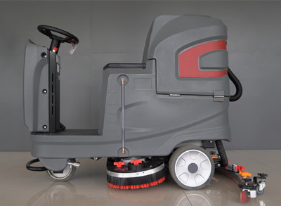 駕駛式洗地機(jī) 駕駛式洗地機(jī)