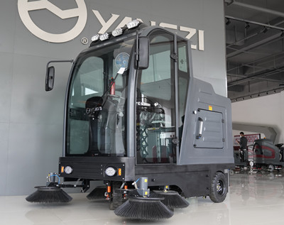 駕駛式掃地機 駕駛式掃地機