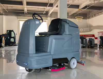 駕駛式洗地機 駕駛式洗地機