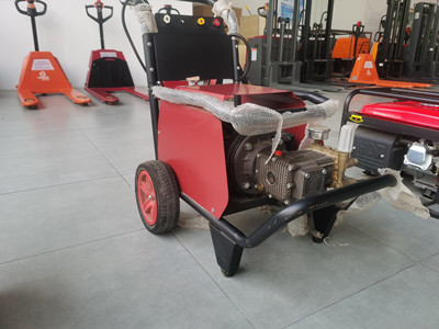 管道疏通機(jī) 管道疏通機(jī)